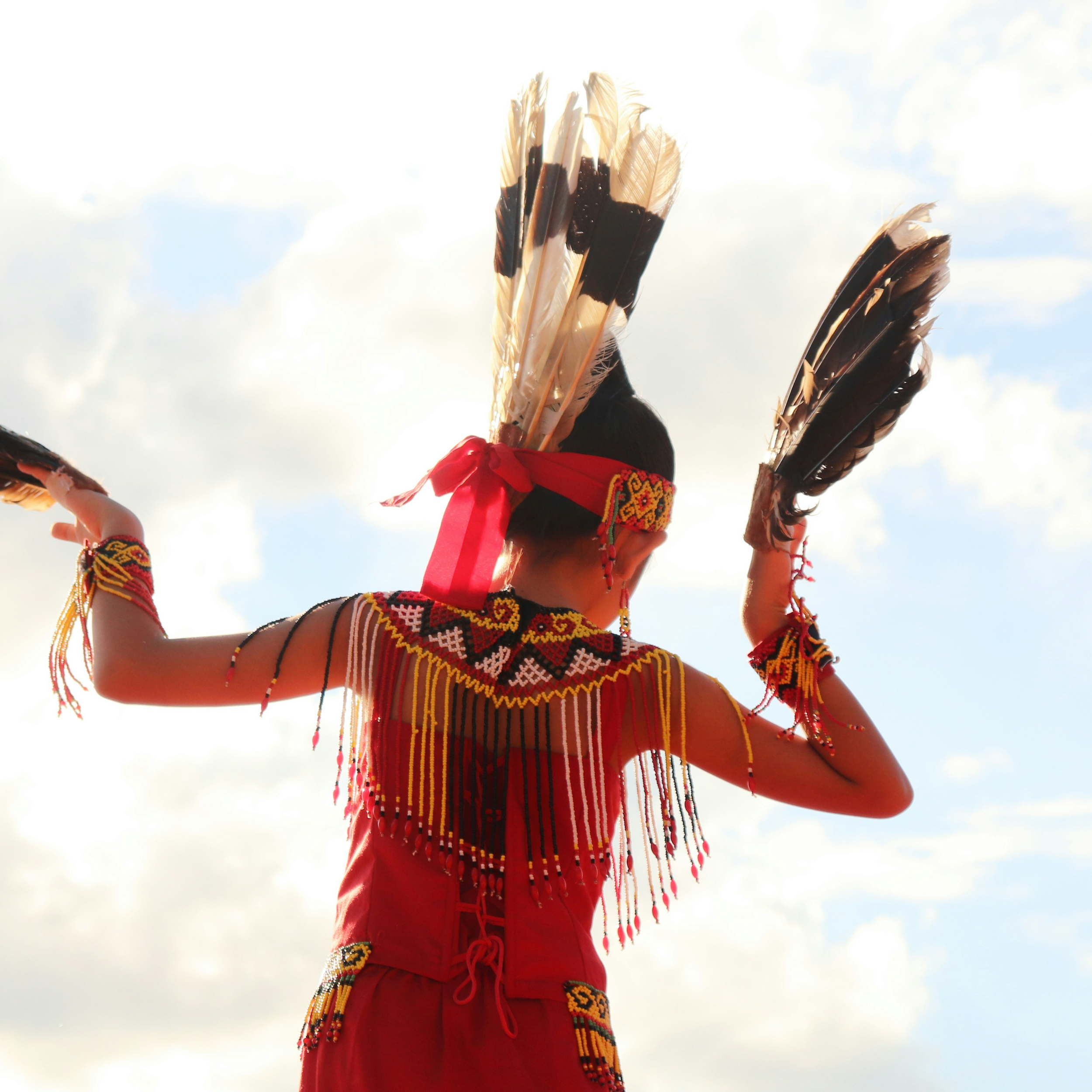 traditional indonesian dance
